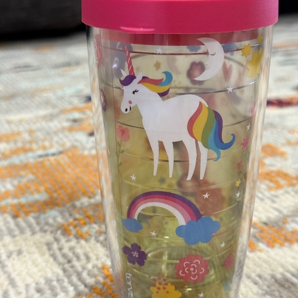 Tervis Tumbler Believe In Dreams Unicorn Made in USA Girls insulated cup w/ lid - Picture 3 of 5